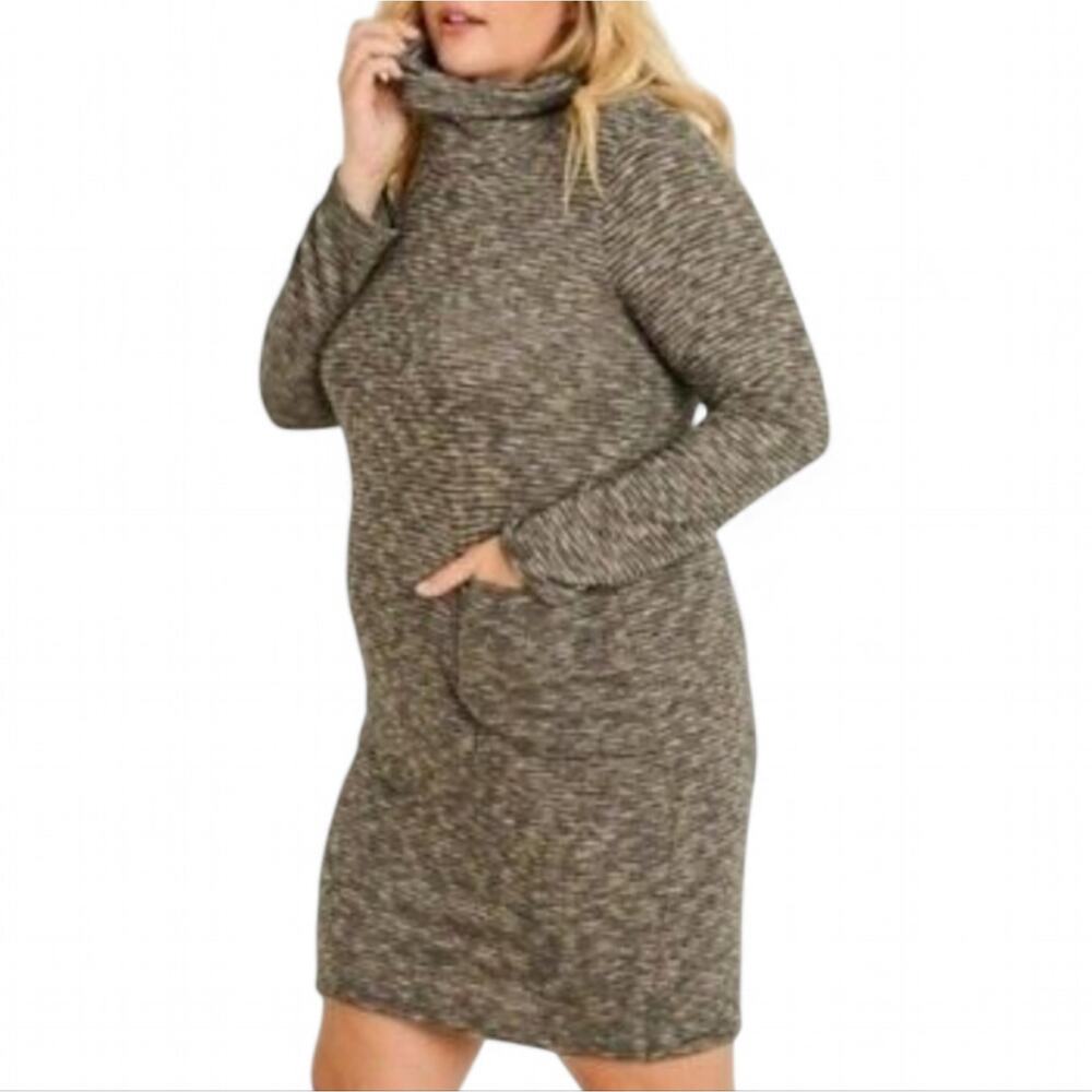 GILLI Cozy Long Sleeve Sweater Dress with Pockets Size Small Black Tan Stripe